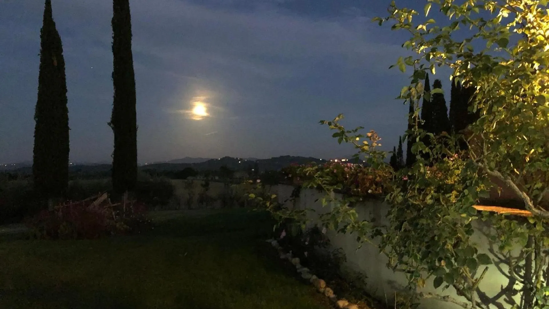 Wohnung In Chiusi Mit Gemeinschaftspool, Grill Und Garten Olaszország